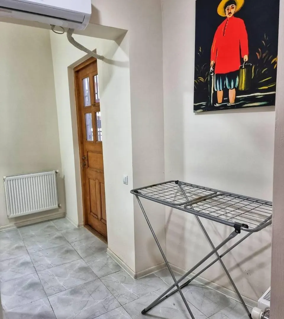 3-Room Apartment In Old Tbilisi
